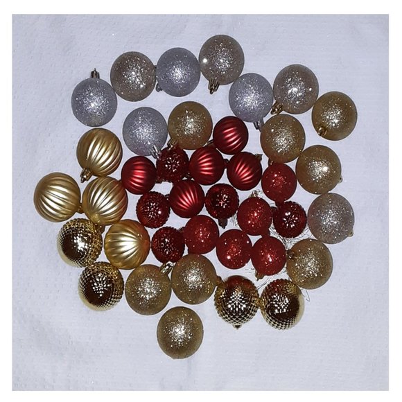 39 Pieces Christmas Glitter Ball Ornaments Xmas Tree Balls - Hanging Balls - Picture 3 of 3